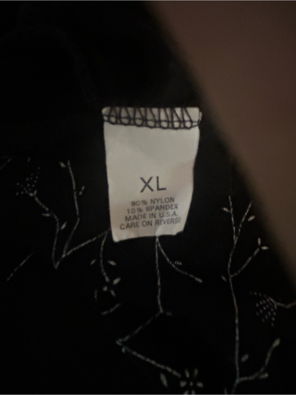 Briggs New York Black Tee with White Vine Motif - Picture 5 of 8